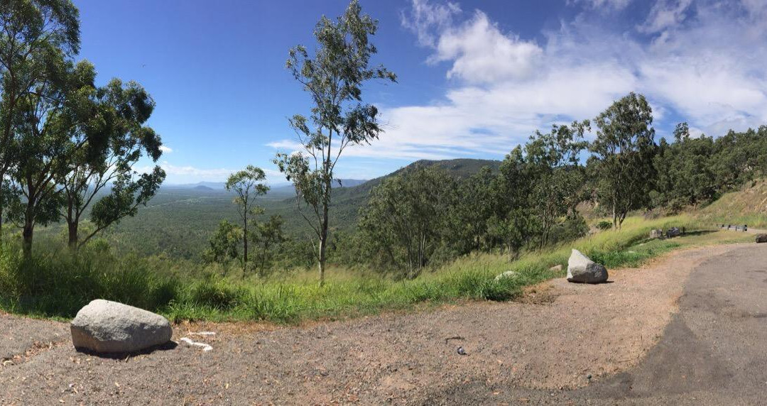 Pipers Lookout - Hervey's Range-汤斯维尔必去景点