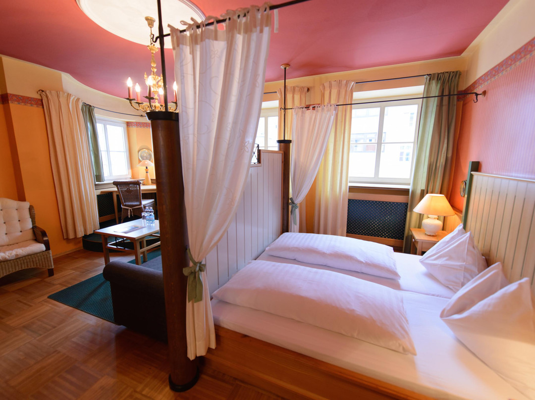 Aistersheim酒店住宿-Gasthof Zweimüller Hotel
