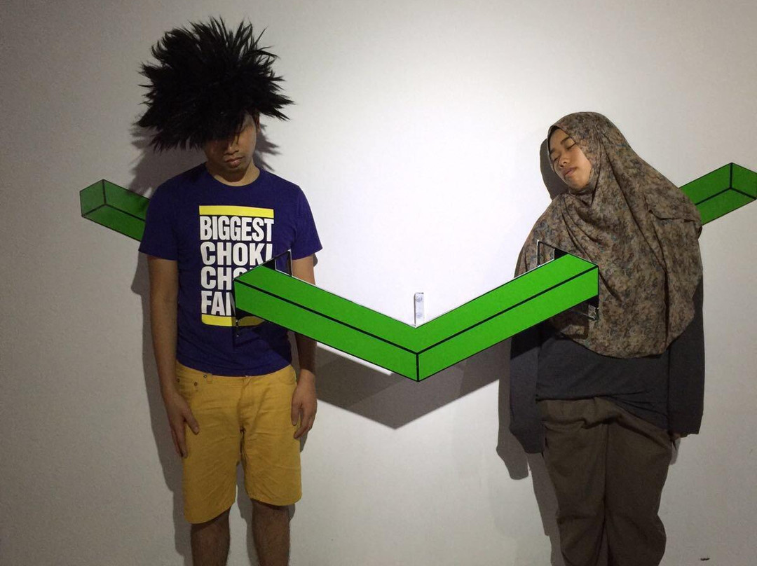 Upside Down Art Gallery-波德申必去景点