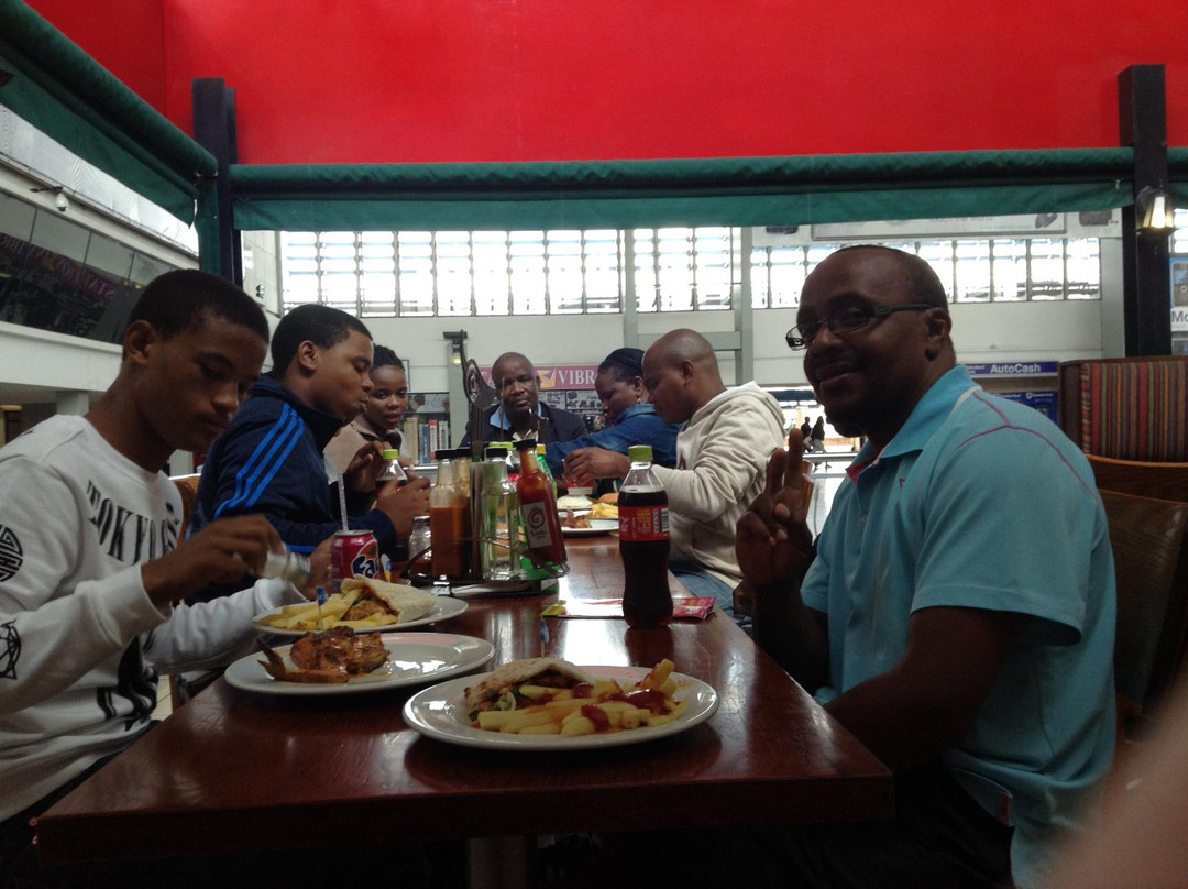 Maroon Tours & Safaris-嘉伯隆里必去景点