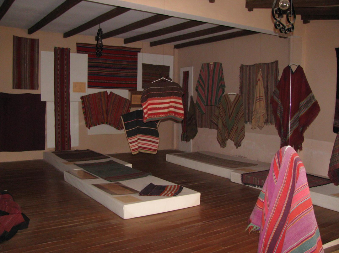 Museo del Poncho-科帕卡巴纳必去景点