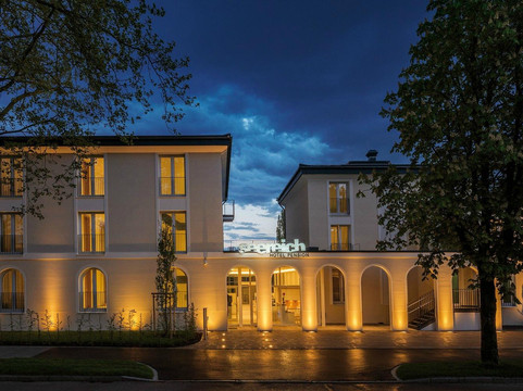 赛雷赫酒店主图