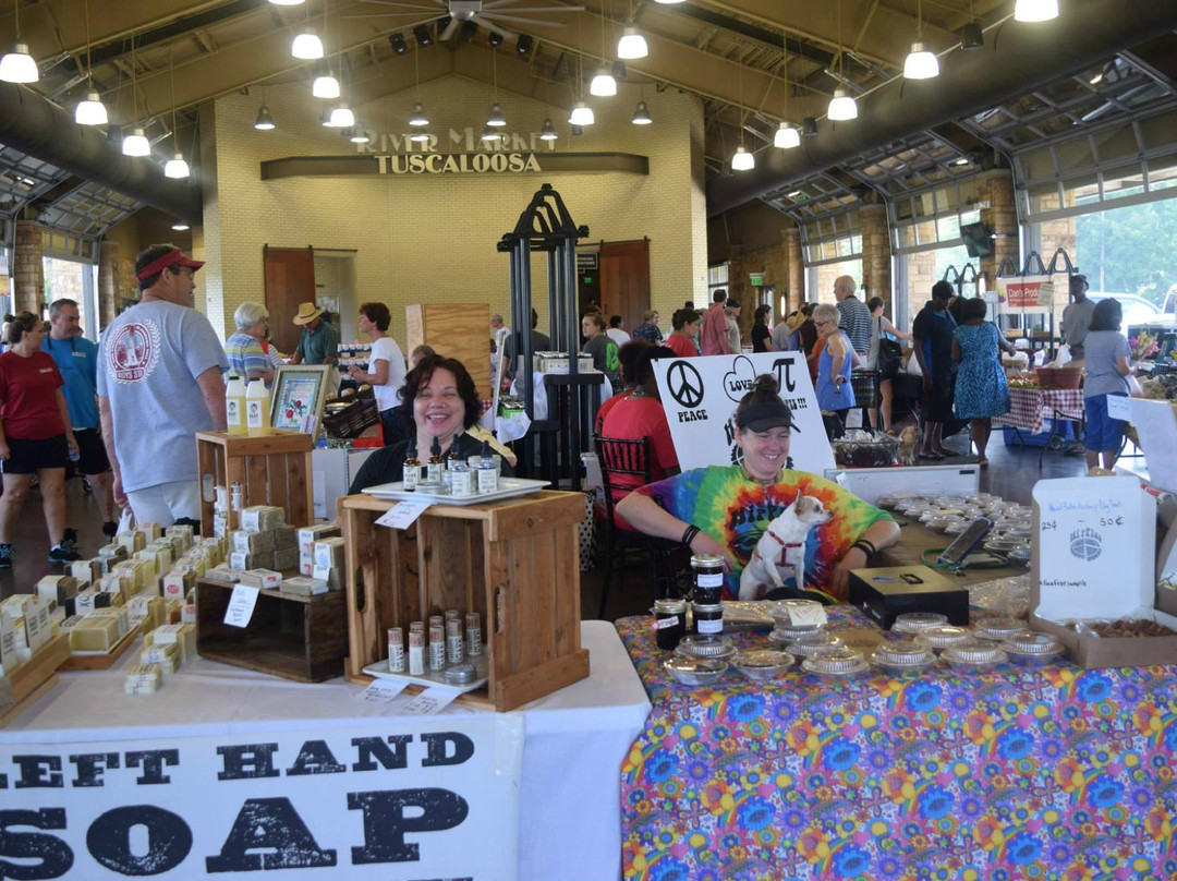 The Tuscaloosa Farmers' Market-塔斯卡卢萨县必去景点