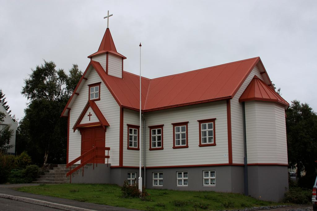 St Peter's Catholic Church-阿克雷里必去景点