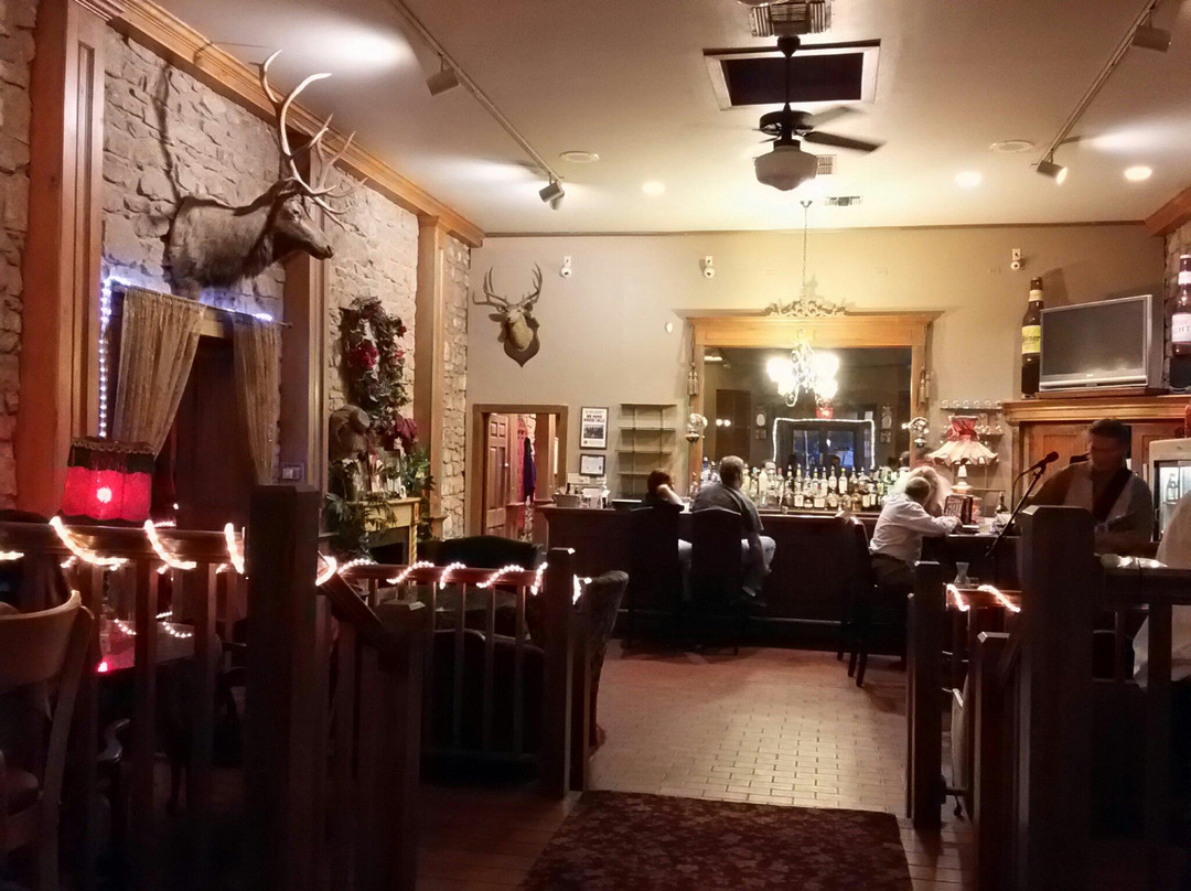 圣安吉洛餐馆和美食-Miss Hattie's Cafe and Saloon