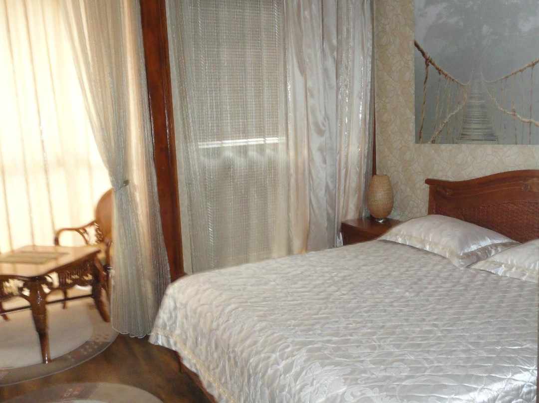 Mikhalych Guest House主图