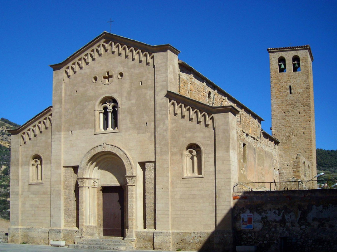 Chiesa di San Michele Arcangelo-文蒂米利亚必去景点