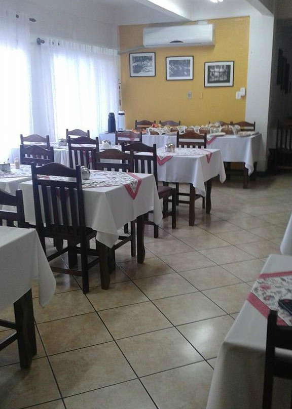 Hotel E Restaurante Bom-Bei