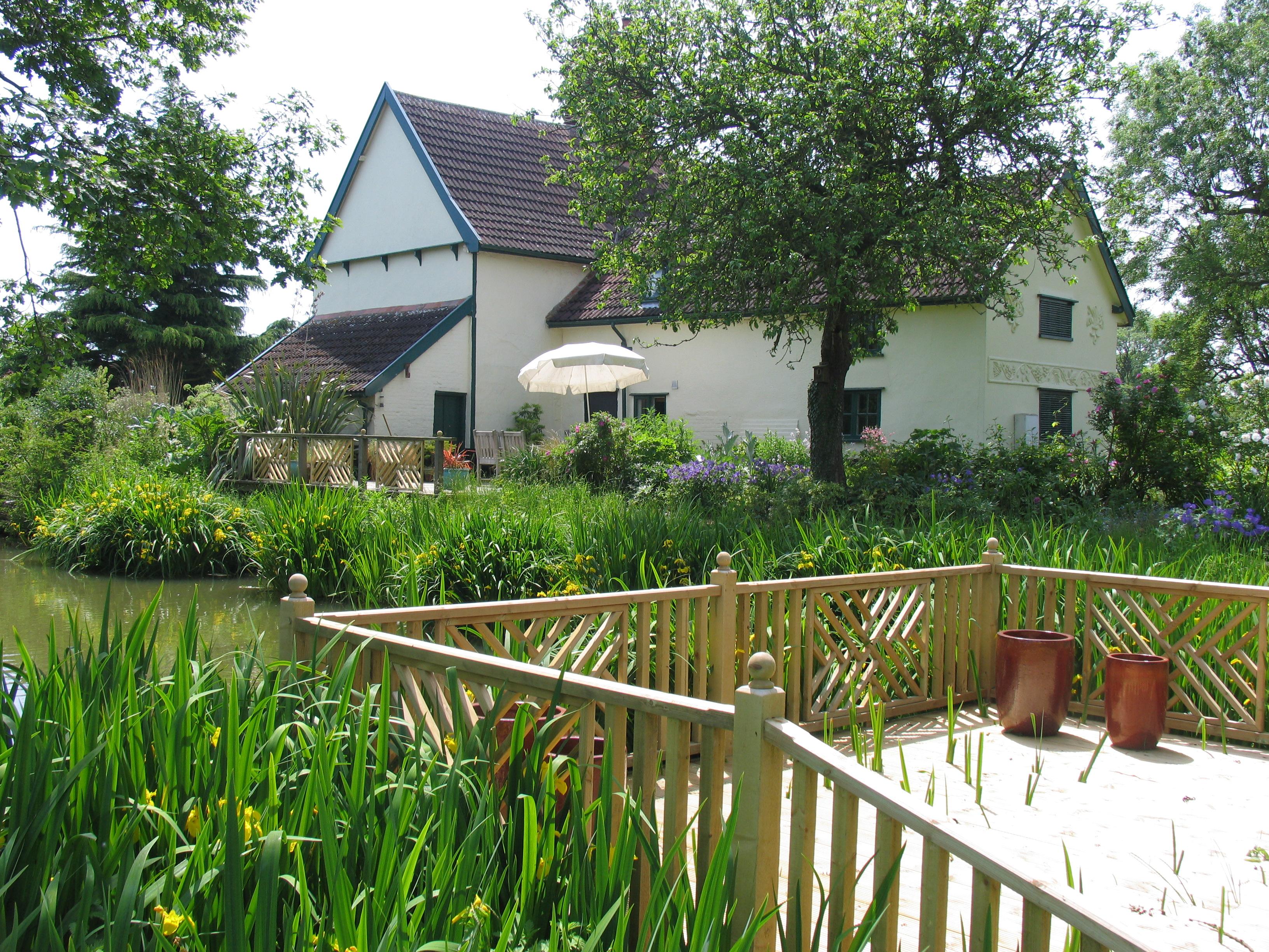 Thurstons Farm-官方