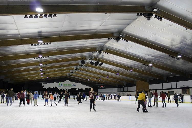 Alpine Ice Sports Centre景点图片