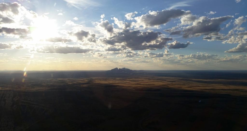 Ayers Rock Helicopters-尤拉拉必去景点