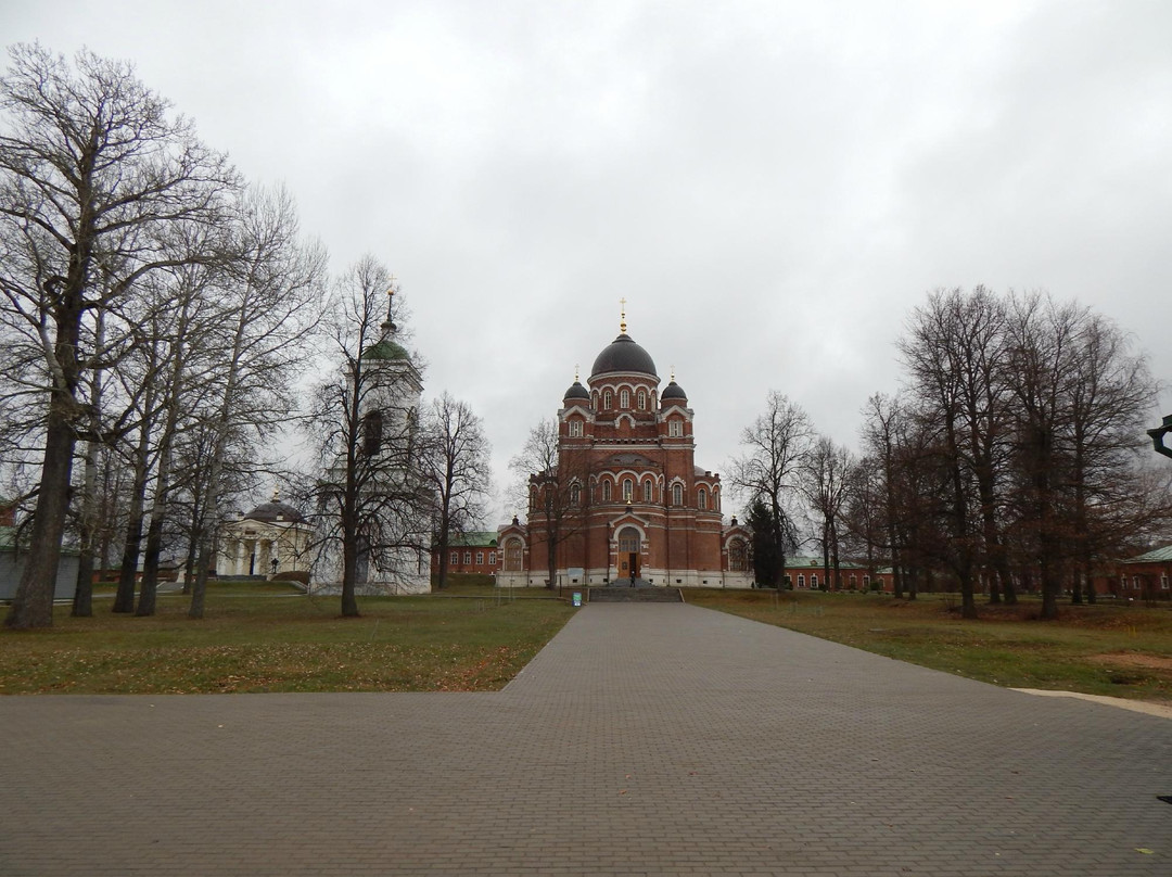 Savior-Borodinskiy Monastery景点图片