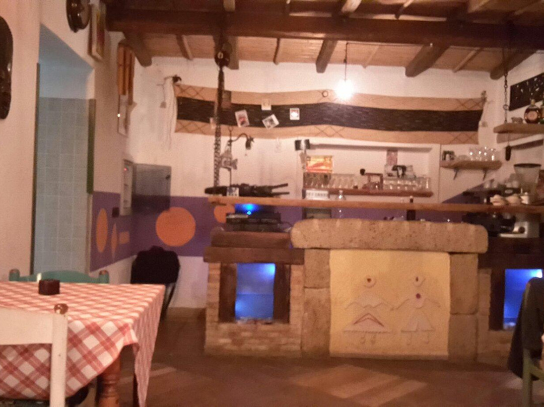 Buggerru餐馆和美食-Trattoria del Sole e della Luna