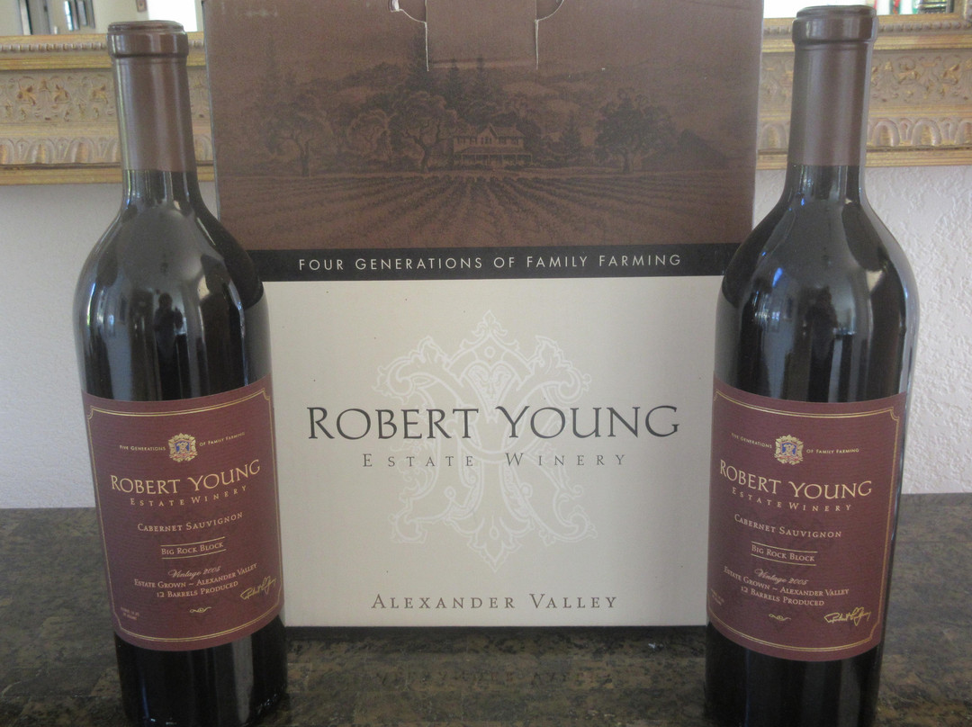 Robert Young Estate Winery景点图片
