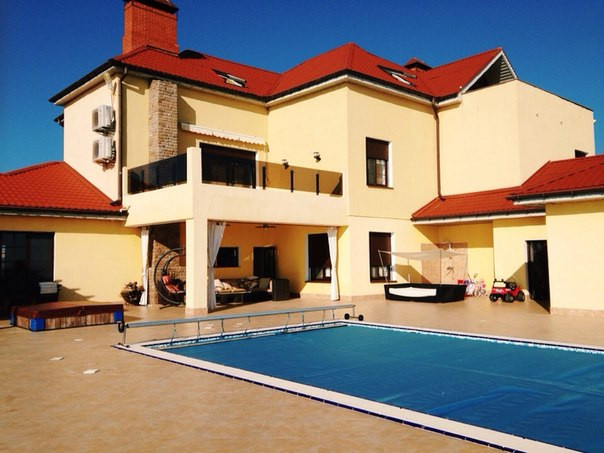 Savostin Horse Beach Club