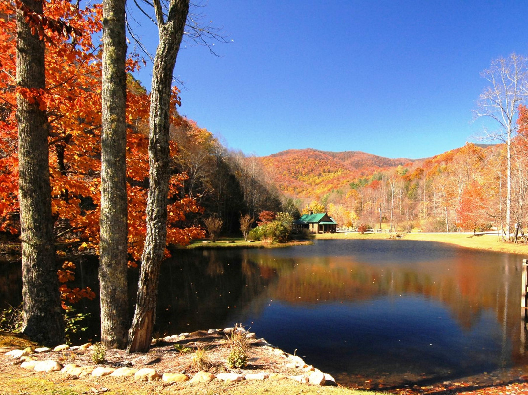 Valley Springs Lodging