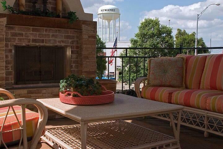 Good's Furniture B&B主图