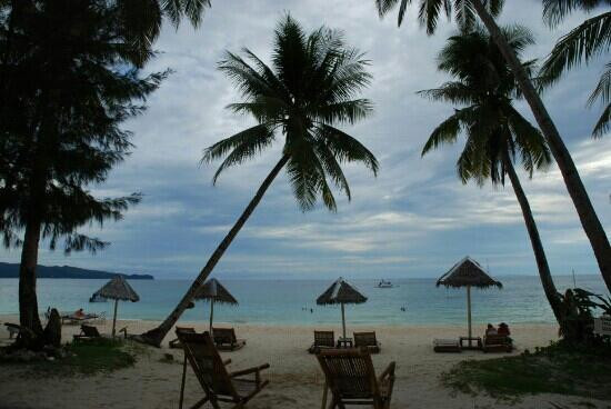 悬崖跳海-长滩岛必去景点