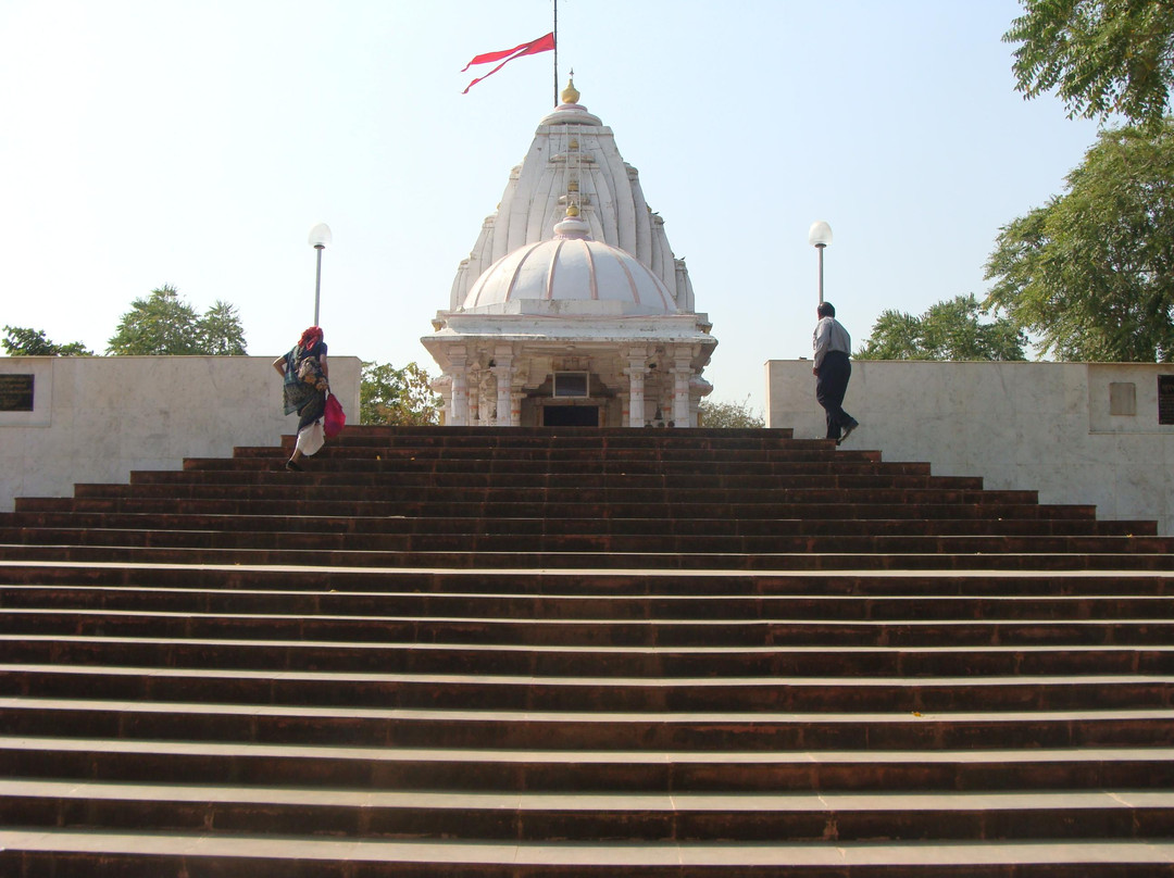 Shoolpaneshwar Mahadev Temple景点图片