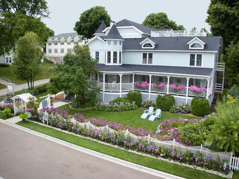 Metivier Inn Bed & Breakfast主图