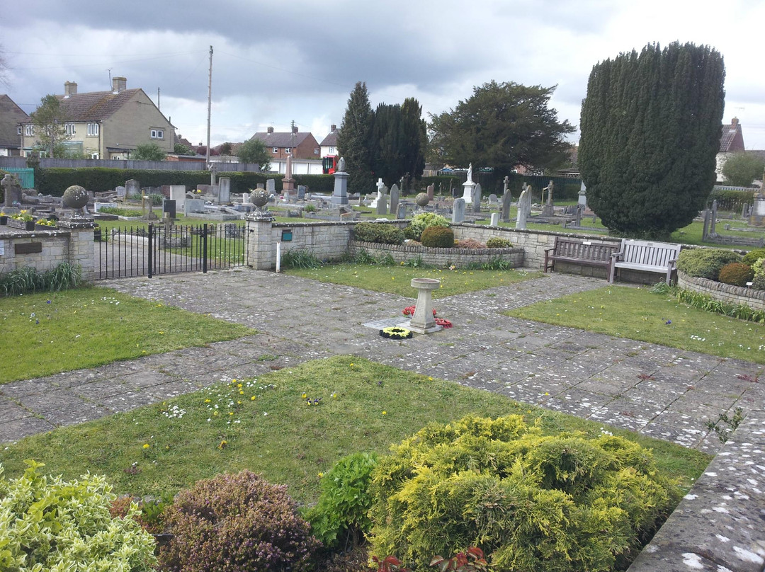 Royal British Legion Remembrance Garden-皇家伍顿巴西特必去景点