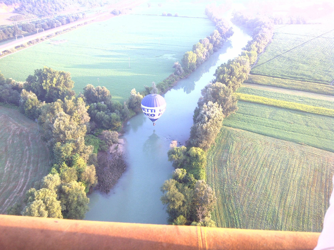 Ballooning in Florence-佩萨河谷圣卡夏诺必去景点