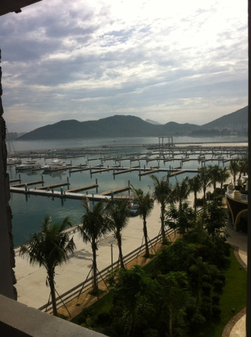 三亚半山半岛帆船港酒店主图