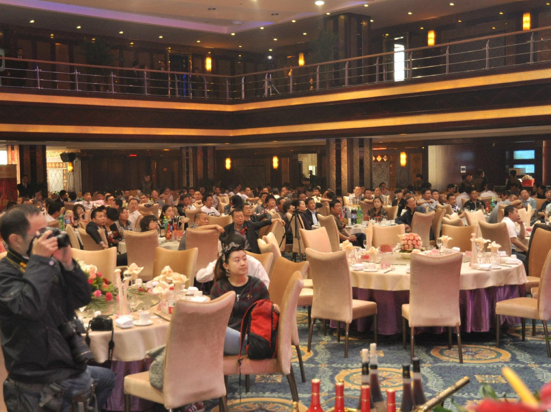 喀什银瑞林国际大酒店主图