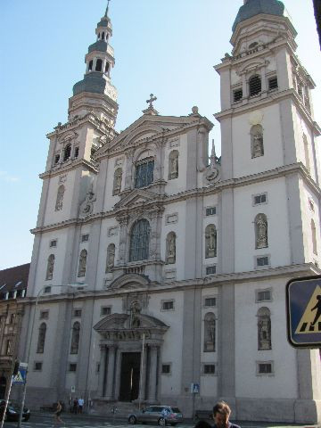 Stift Haug-维尔茨堡必去景点