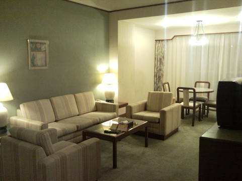 中银天艺酒店(海口骑楼老街日月广场免税店)主图