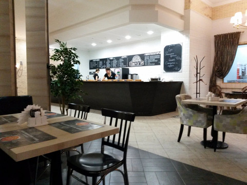 Lenina餐馆和美食-Pirogi