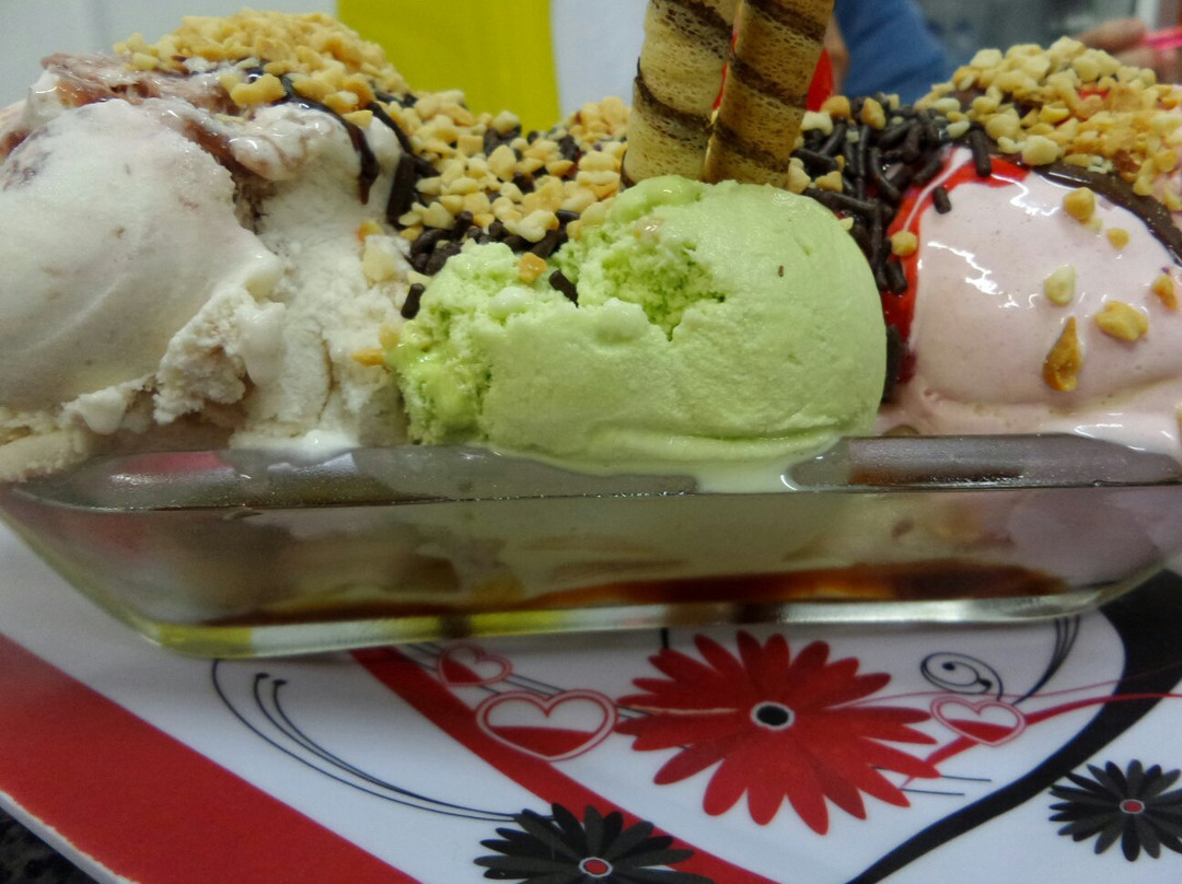 Termas de Ibira餐馆和美食-Sorveteria Delicia Do Verao