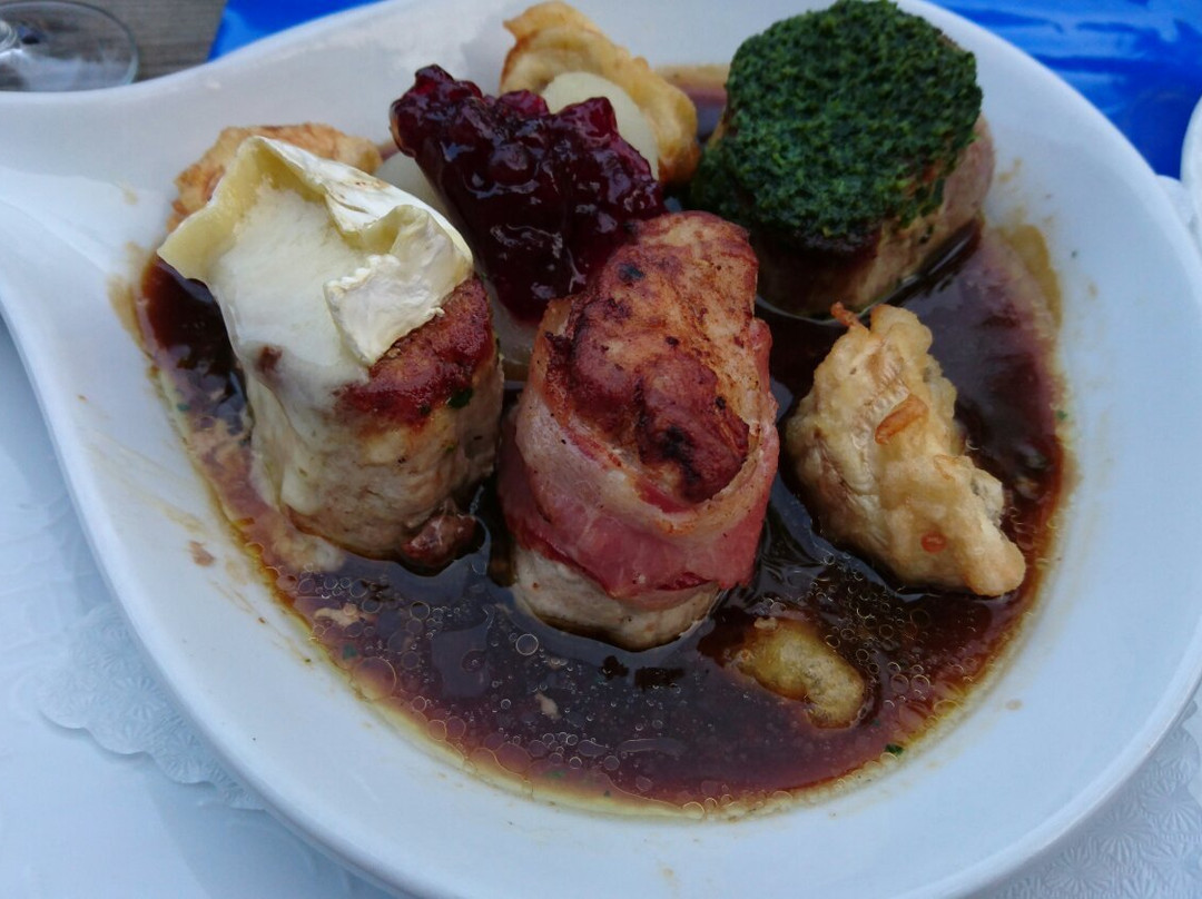 Nachrodt-Wiblingwerde餐馆和美食-Hotel Restaurant Daute Iserlohn