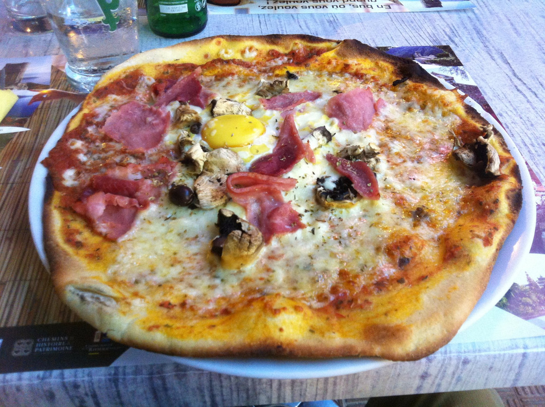 Pizza La Frontiere