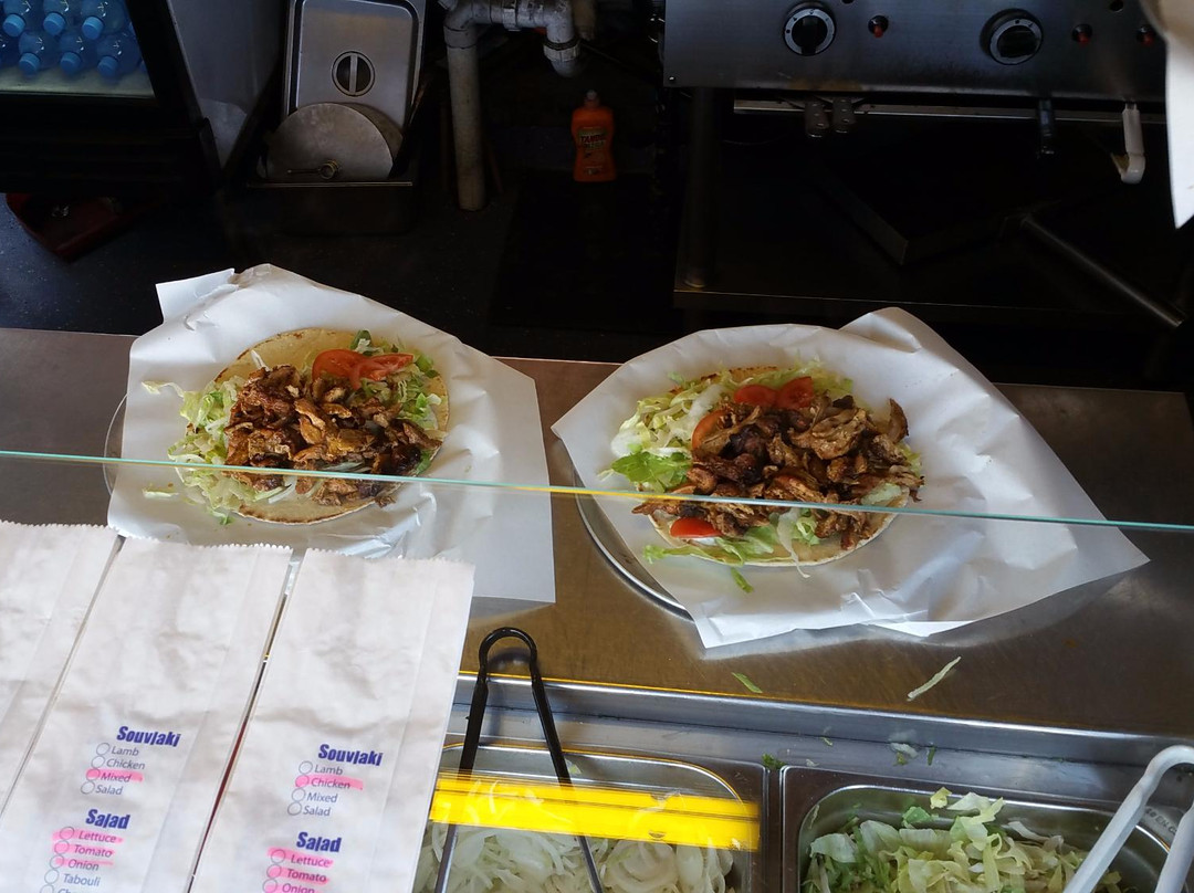 机场西餐馆和美食-The D's Souvlaki