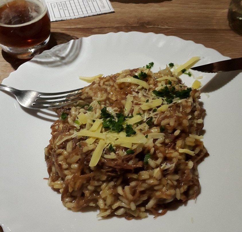 Gurman Selective Pub