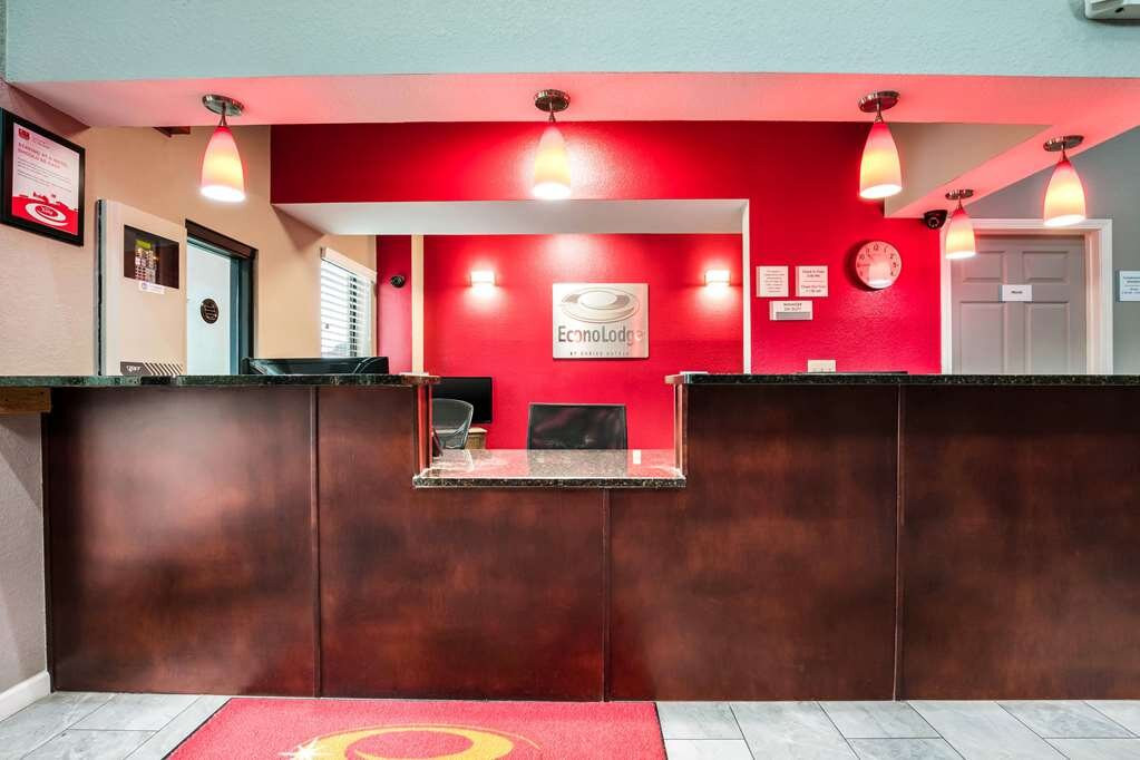 Econo Lodge Forrest City I-40主图