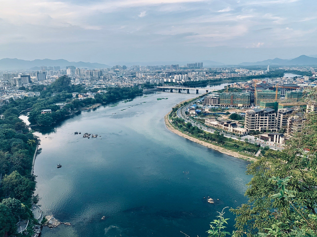 叠彩山景区景点图片