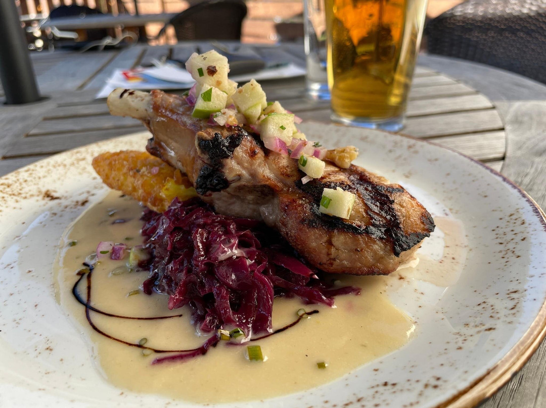 Singletree Heritage Kitchen