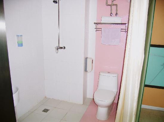 9居假日酒店主图