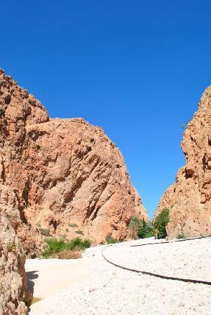 Wadi Shab-提维必去景点