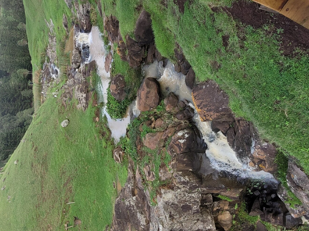 Cockpit Waterfall景点图片