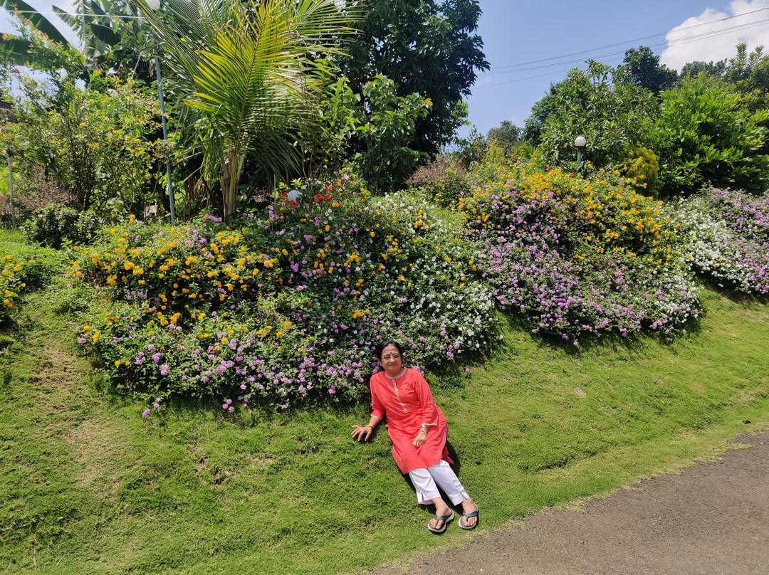 欢乐山度假村主图