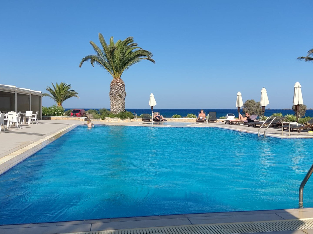 Hotel Irini Beach Resort主图