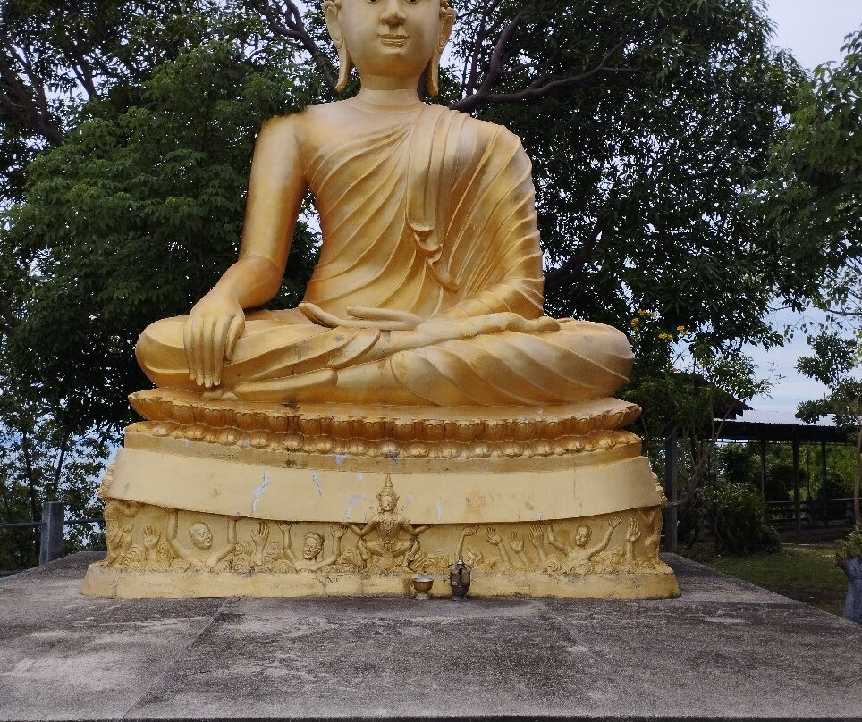 Wat Khao Chedi-塔林必去景点