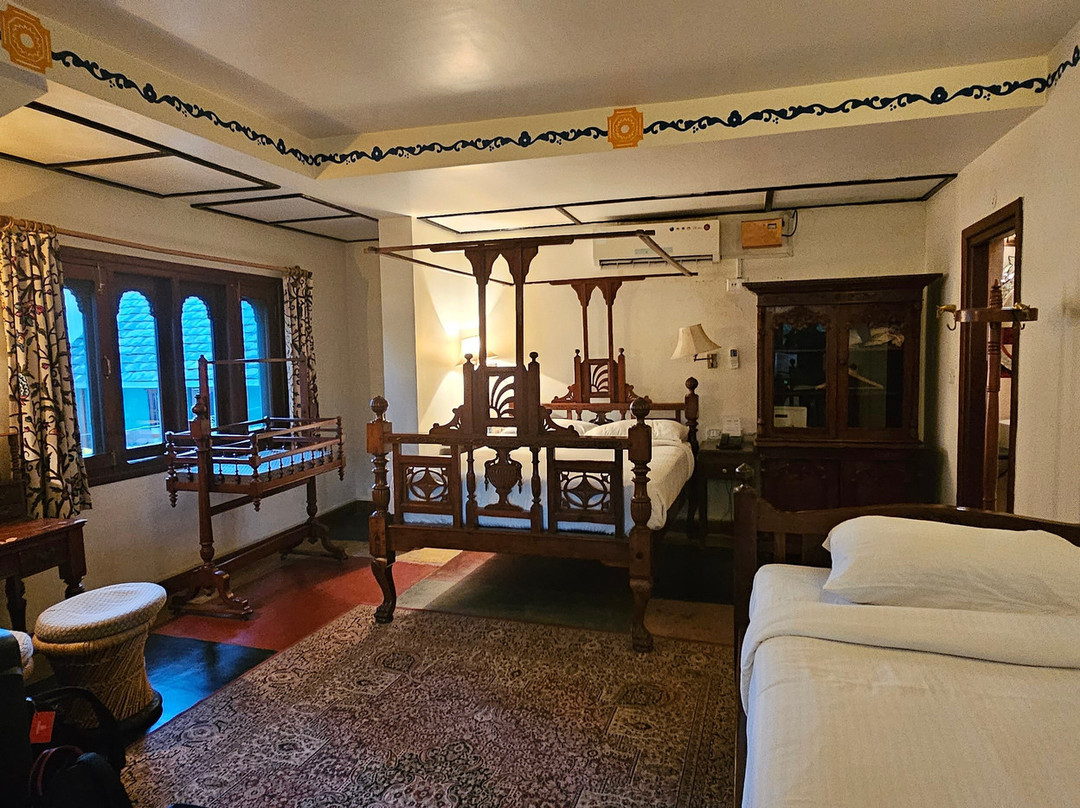 The Chateau Garli主图