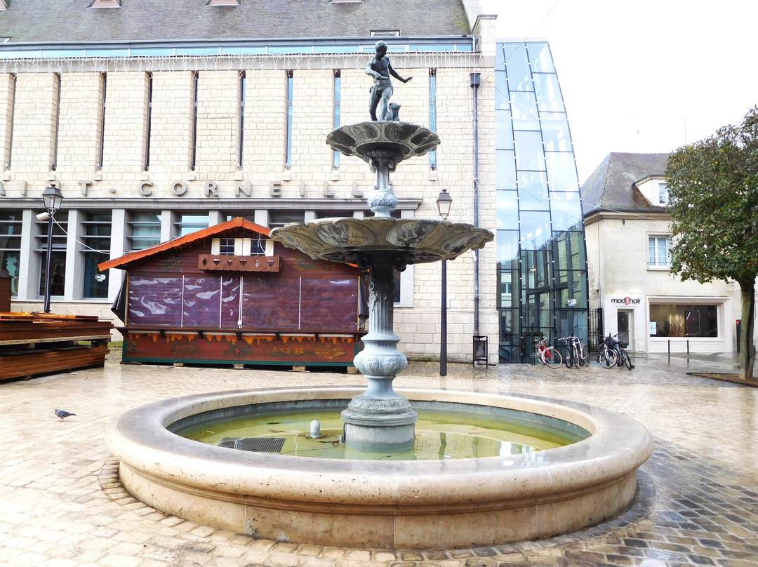 Fontaine-贡比涅必去景点