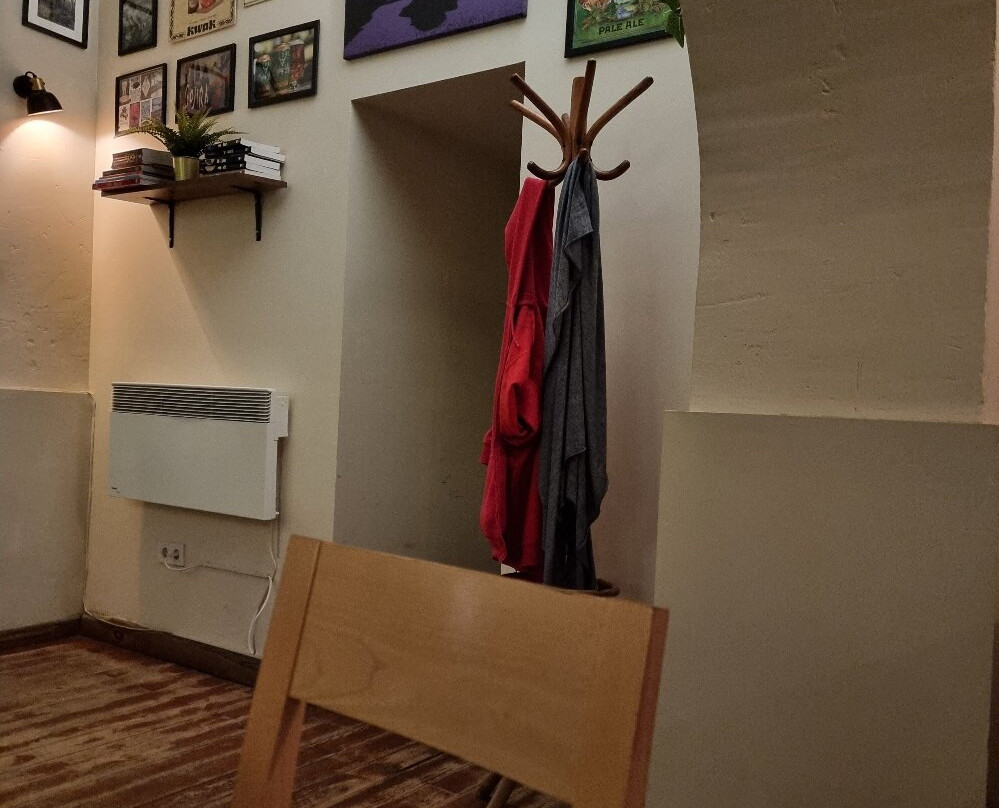 Invitro Beerbar景点图片