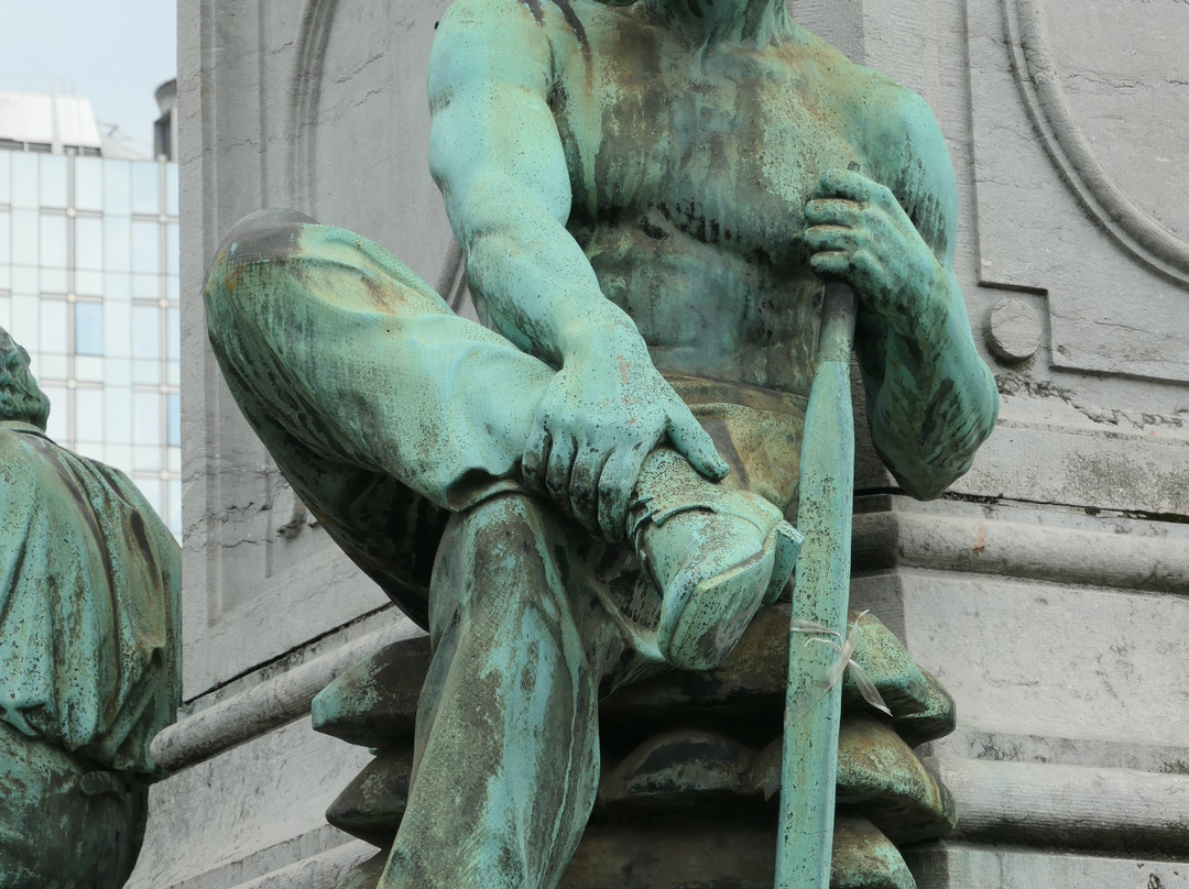 Monument à John Cockerill-伊克塞尔必去景点