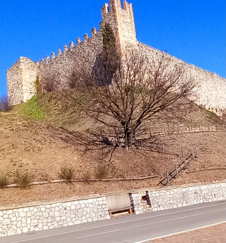 Castello di Padenghe景点图片